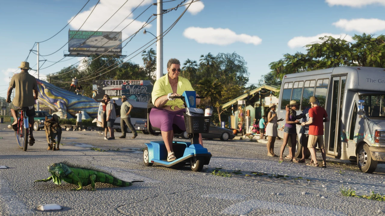 Captura oficial de GTA VI: una iguana pasa delante de una moto en Leonida Keys